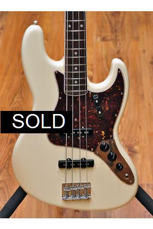 Fender American Vintage II 1966 Jazz Bass Olympic White Fender American Vintage II 1966 Jazz Bass Olympic White